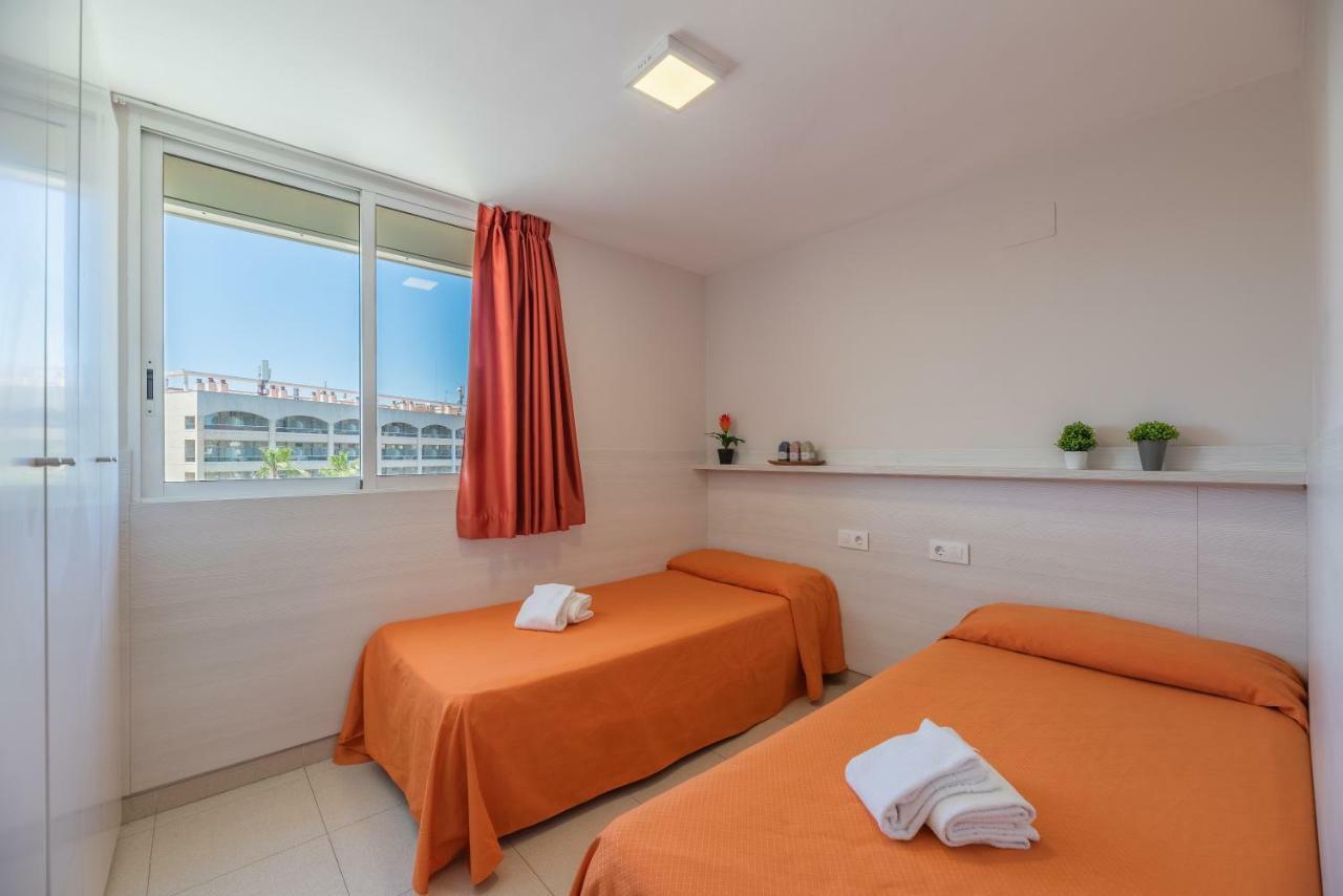 Rentalmar Navarra Family Apartamento Salou